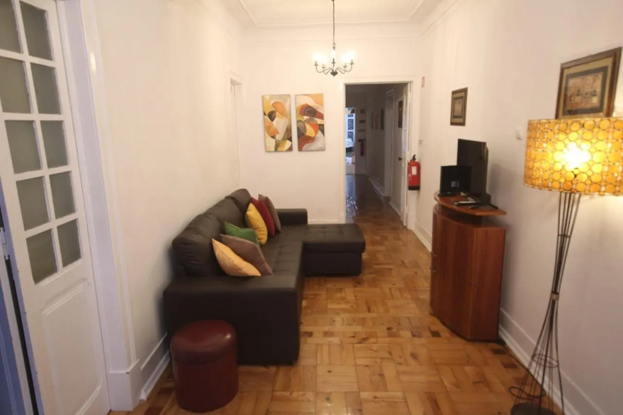 Nautic M1 R2 - Classy & Cozy Double Room With Shared Bathroom In Marques Pombal Lisboa 0*,  Portugal