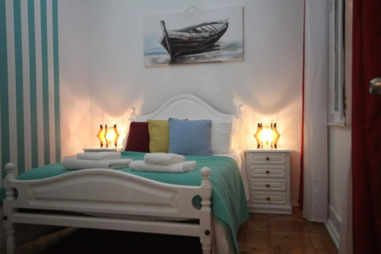 Nautic M1 R2 - Classy & Cozy Double Room With Shared Bathroom In Marques Pombal Lisbon 0*,  Portugal